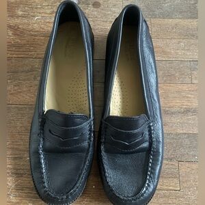 Bass Weejuns Kathleen Black Leather Loafers Slip-on 7.5M